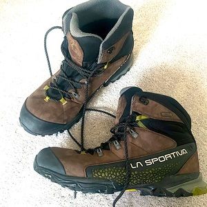 La Sportiva Nucleo High GTX Men’s Hiking Boots